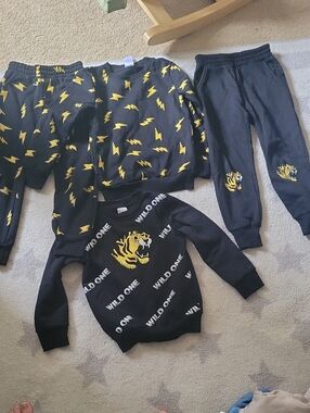 Dot Australia Two Piece Set